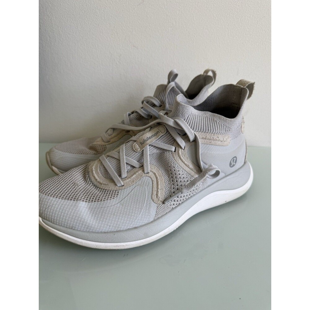 Lululemon Chargefeel 2 Mid Women’s Sneakers White Gray US 8.5 EU 40.5
